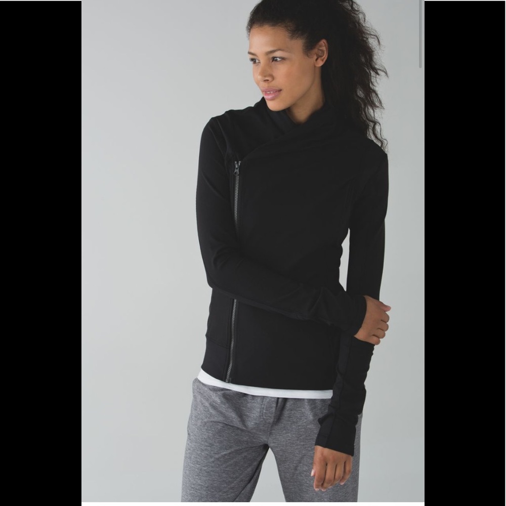 Lululemon Bhakti Yoga Jacket
Black